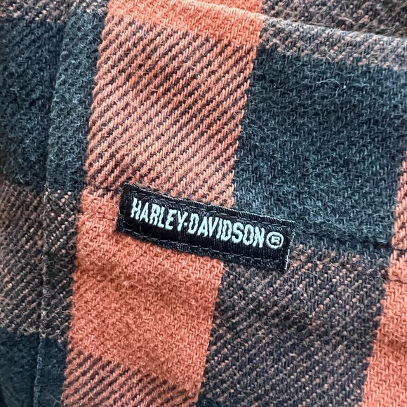 Harley Davidson women’s XS plaid Buffalo print button up shirt - Picture 3 of 6